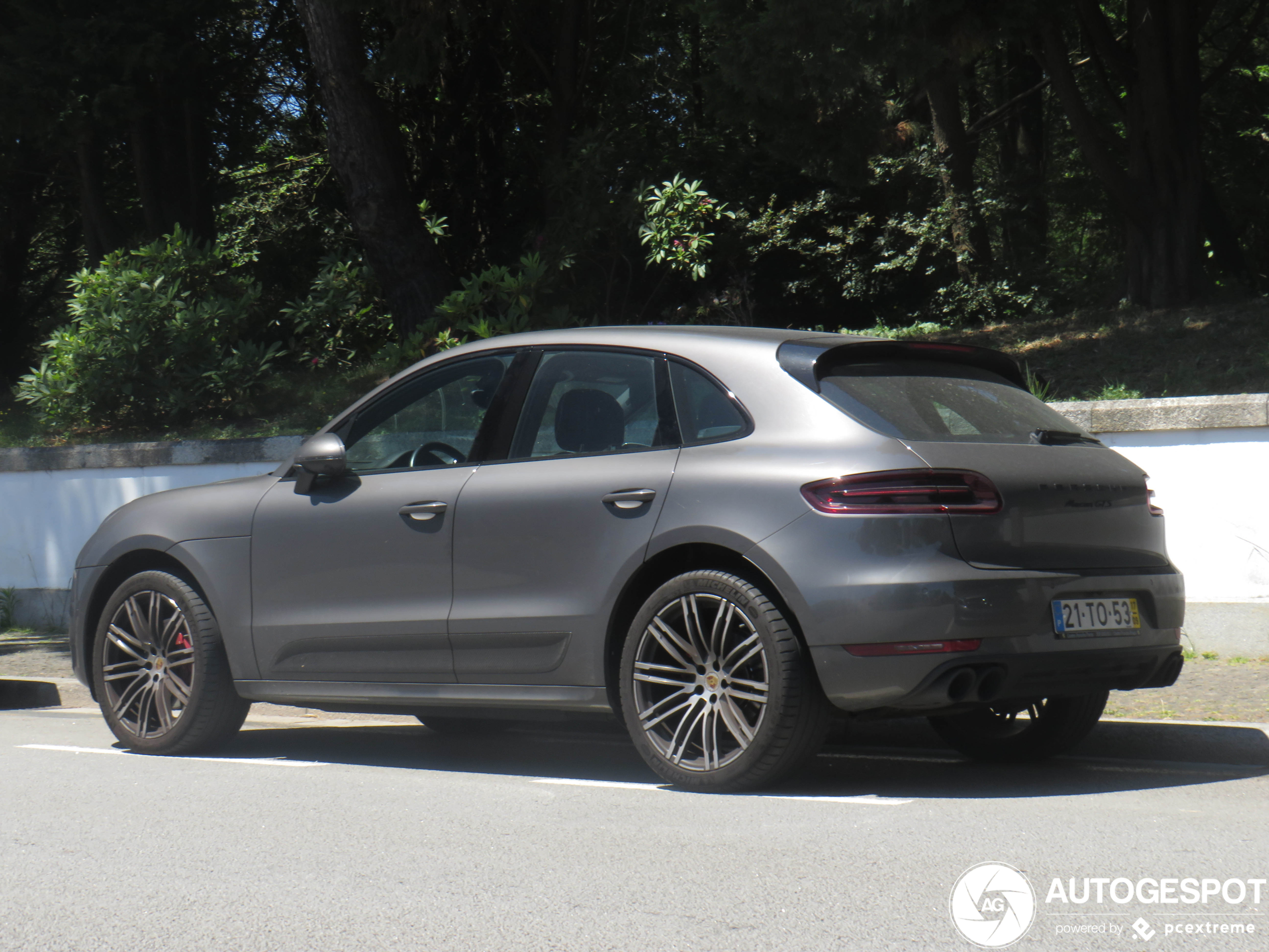 Porsche 95B Macan GTS