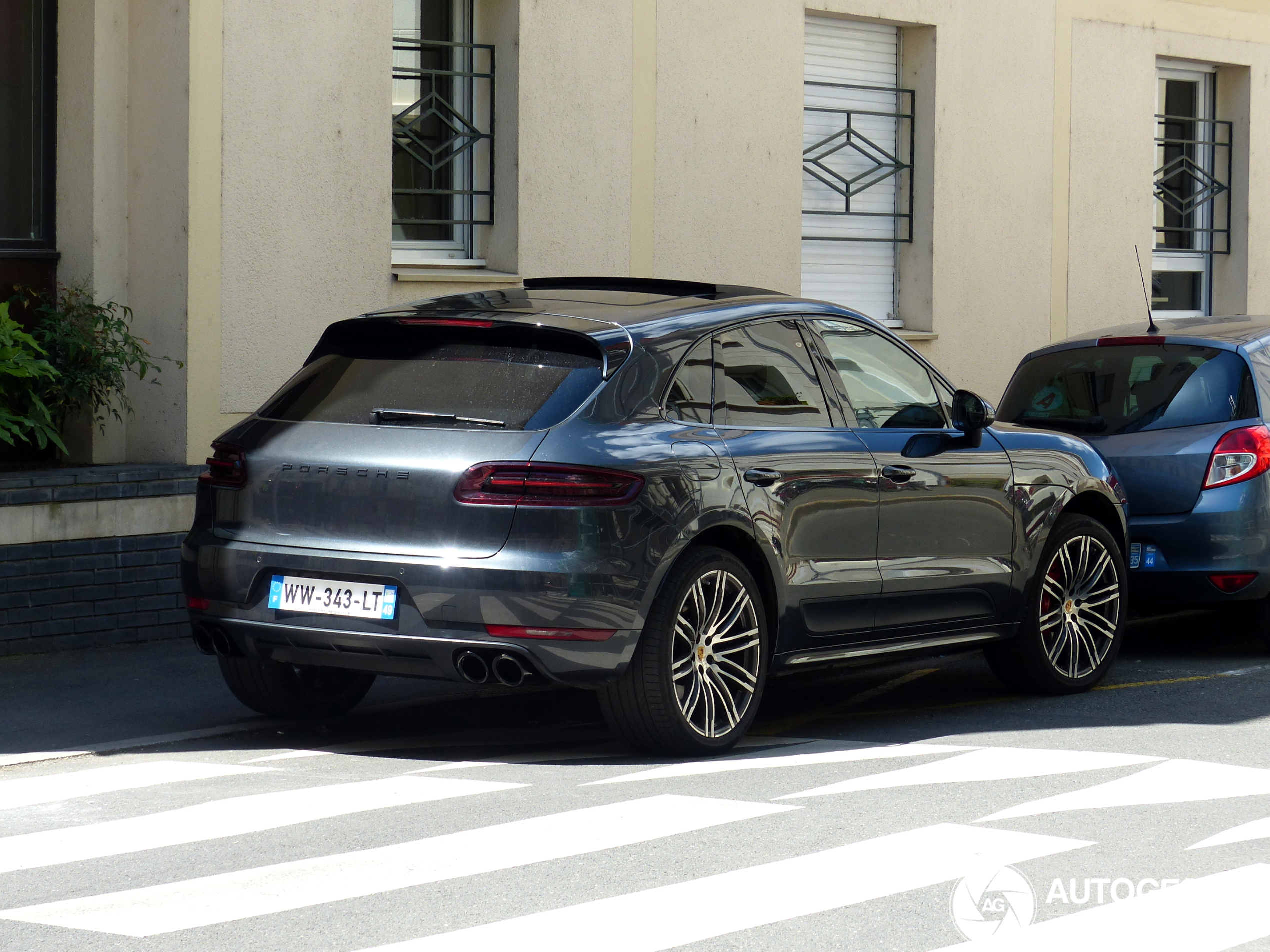 Porsche 95B Macan GTS