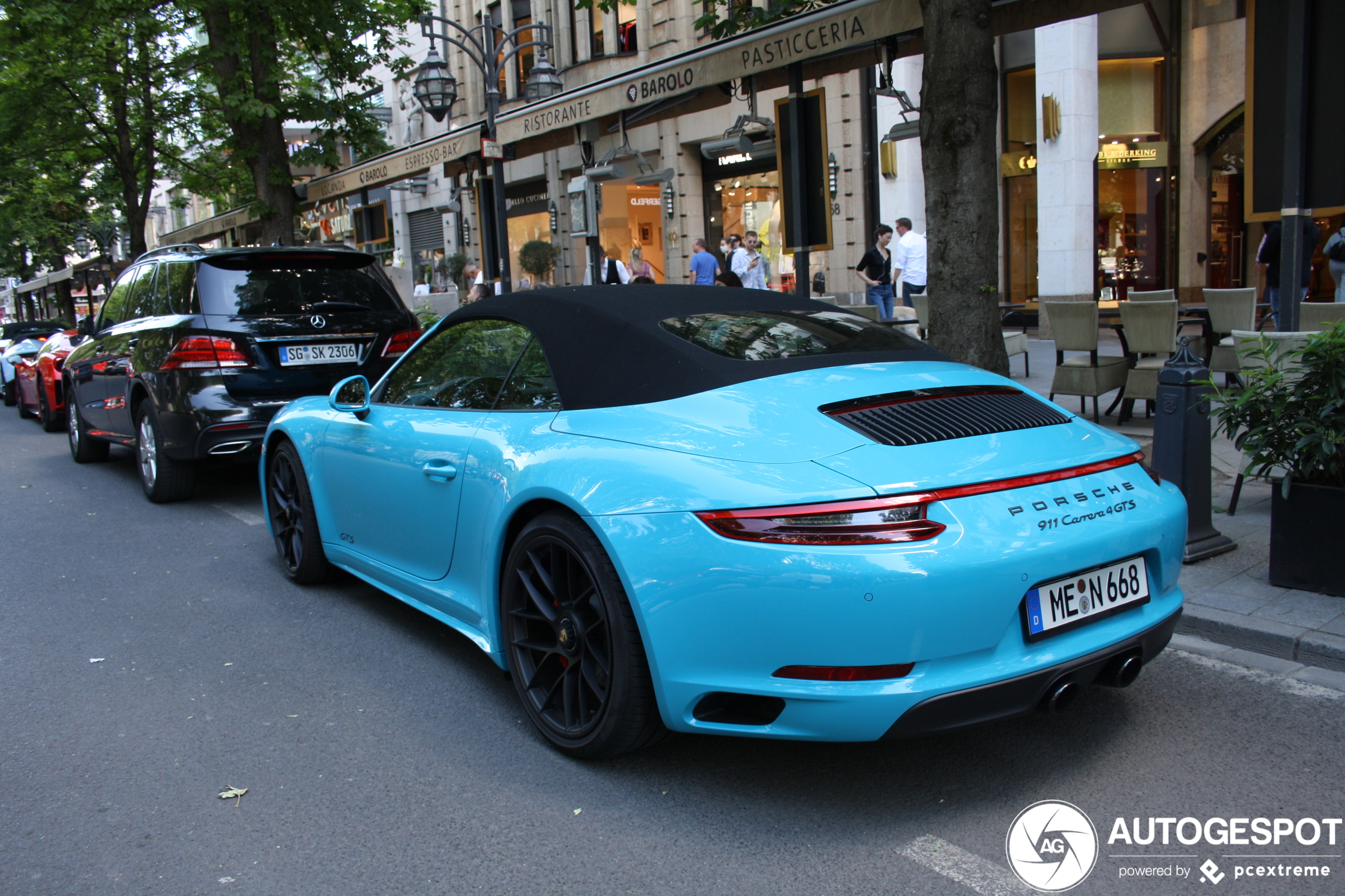 Porsche 991 Carrera 4 GTS Cabriolet MkII