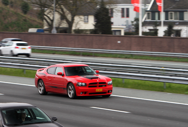 Dodge Charger SRT-8