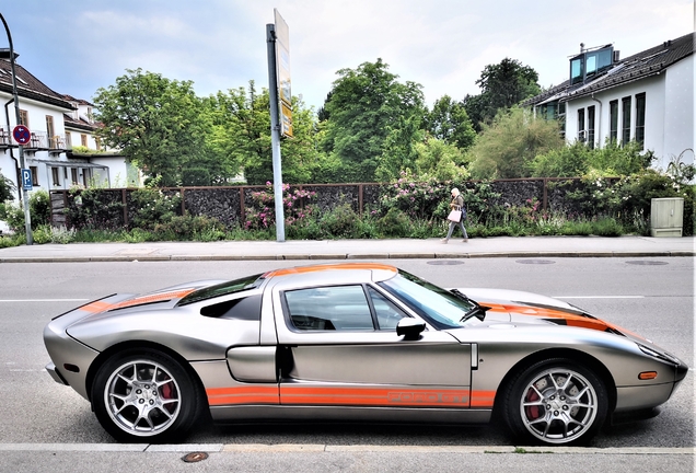 Ford GT