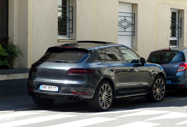 Porsche 95B Macan GTS