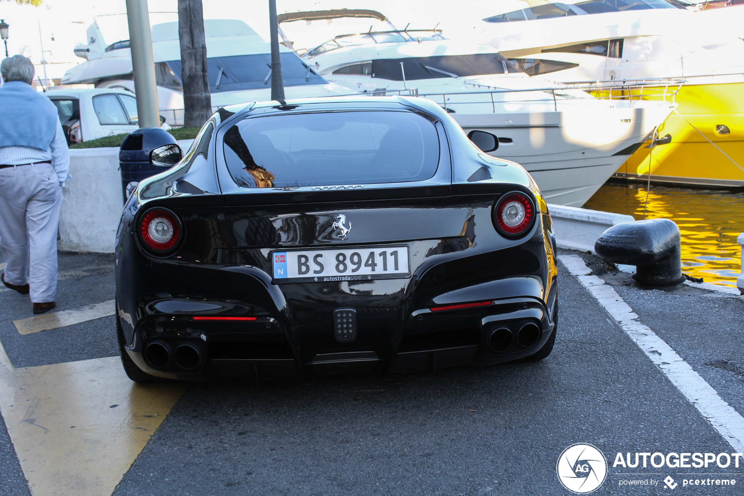 Ferrari F12berlinetta Novitec Rosso