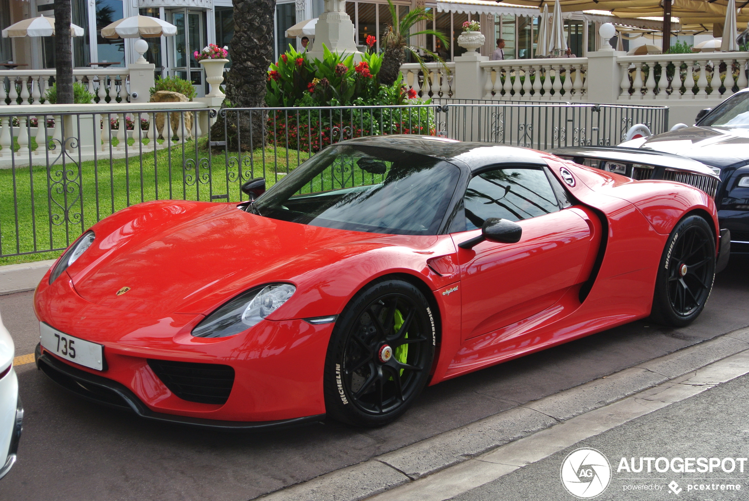 Porsche 918 Spyder Weissach Package