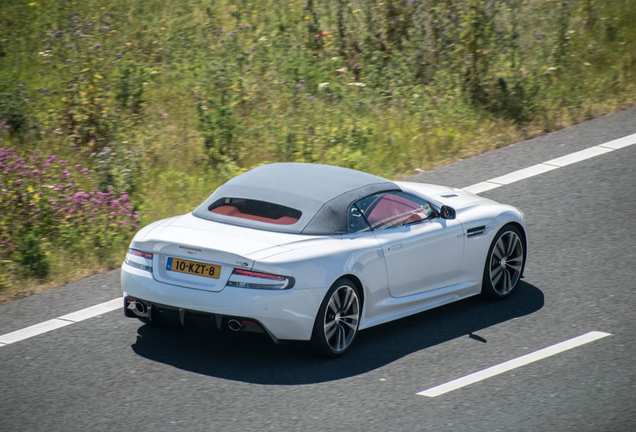 Aston Martin DBS Volante