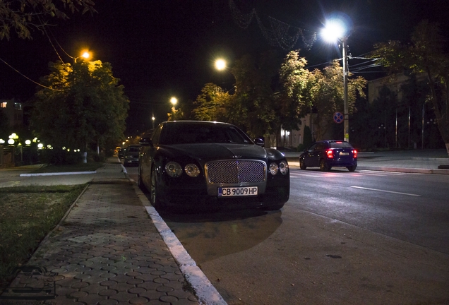 Bentley Flying Spur V8