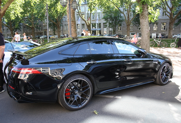 Mercedes-AMG GT 63 X290