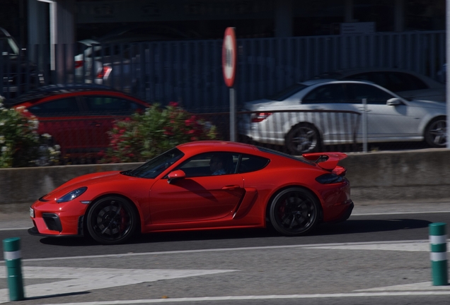 Porsche 718 Cayman GT4