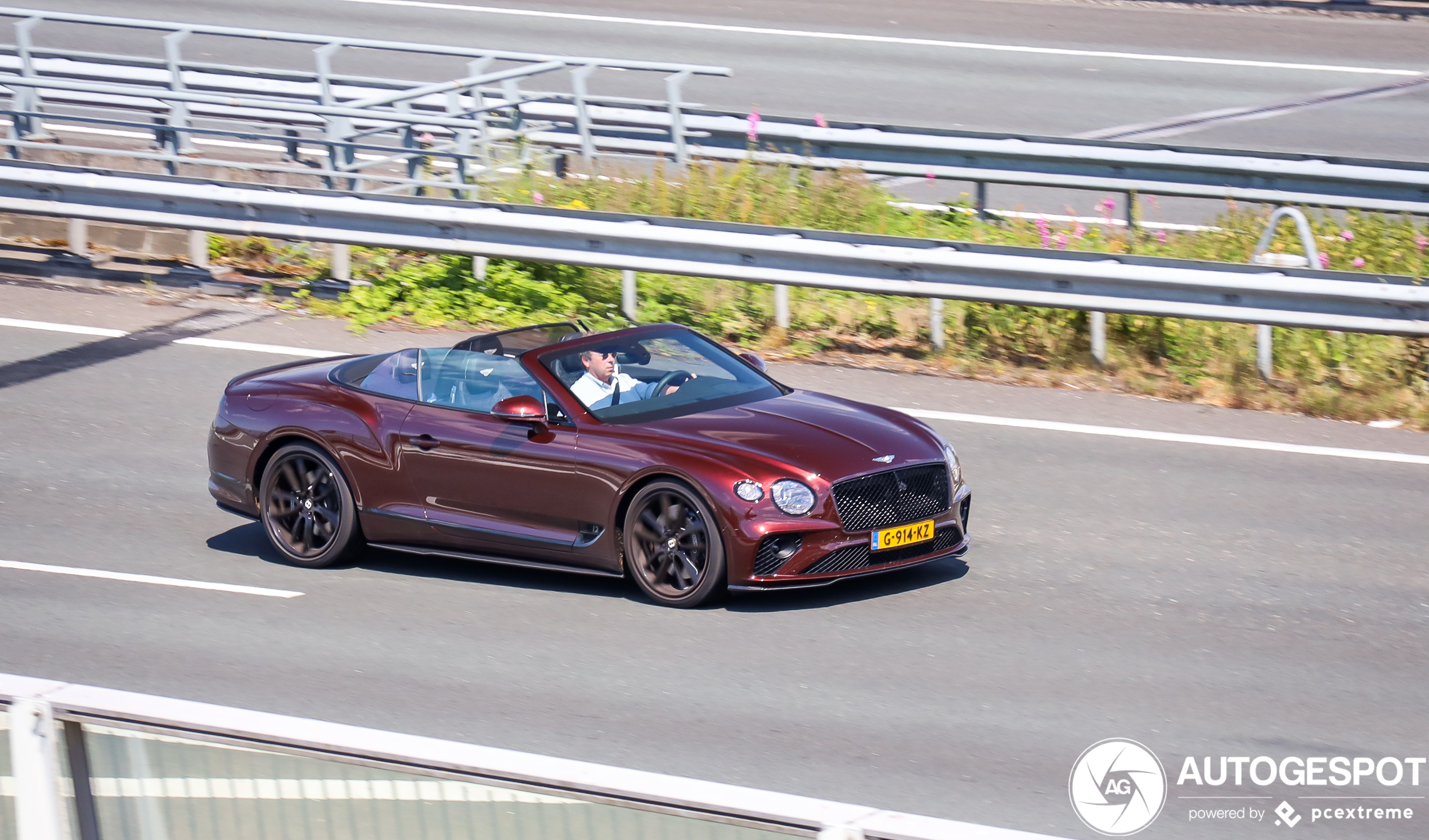 Bentley Continental GTC 2019