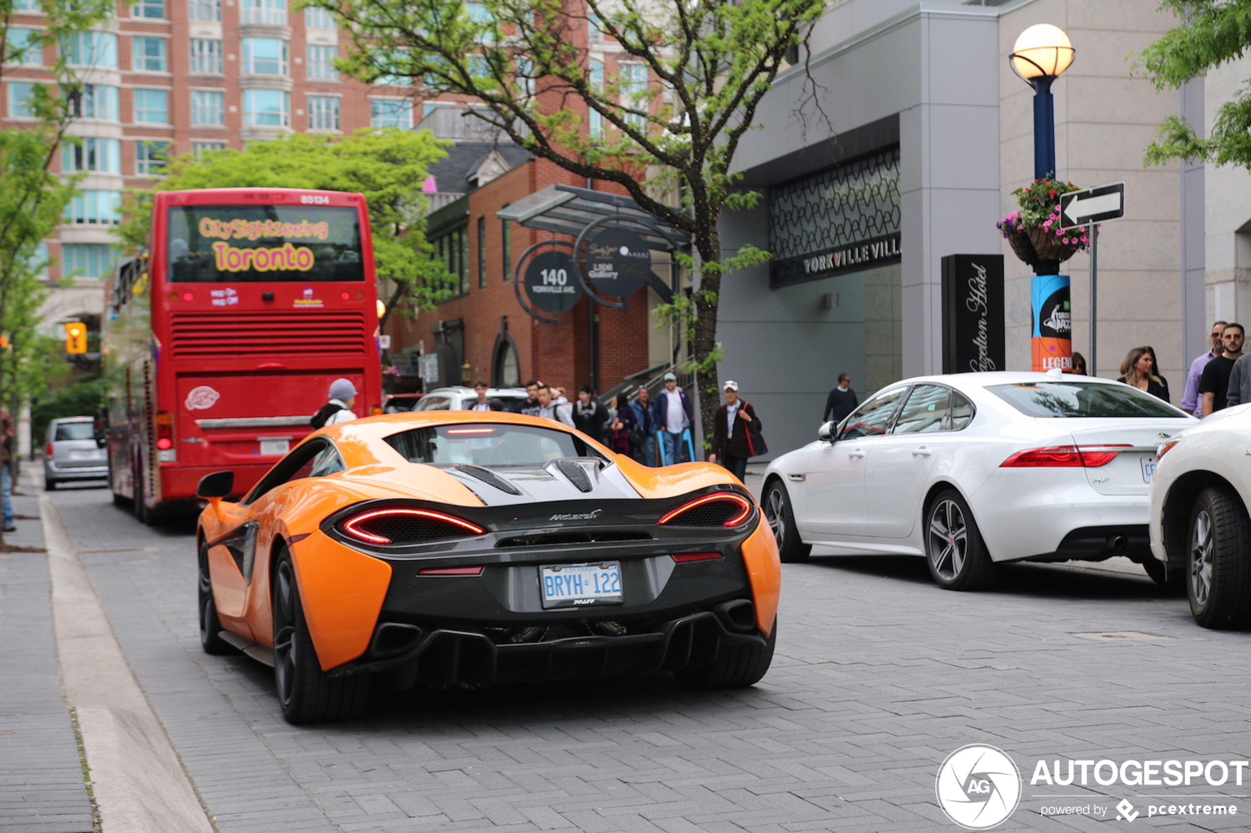 McLaren 570S