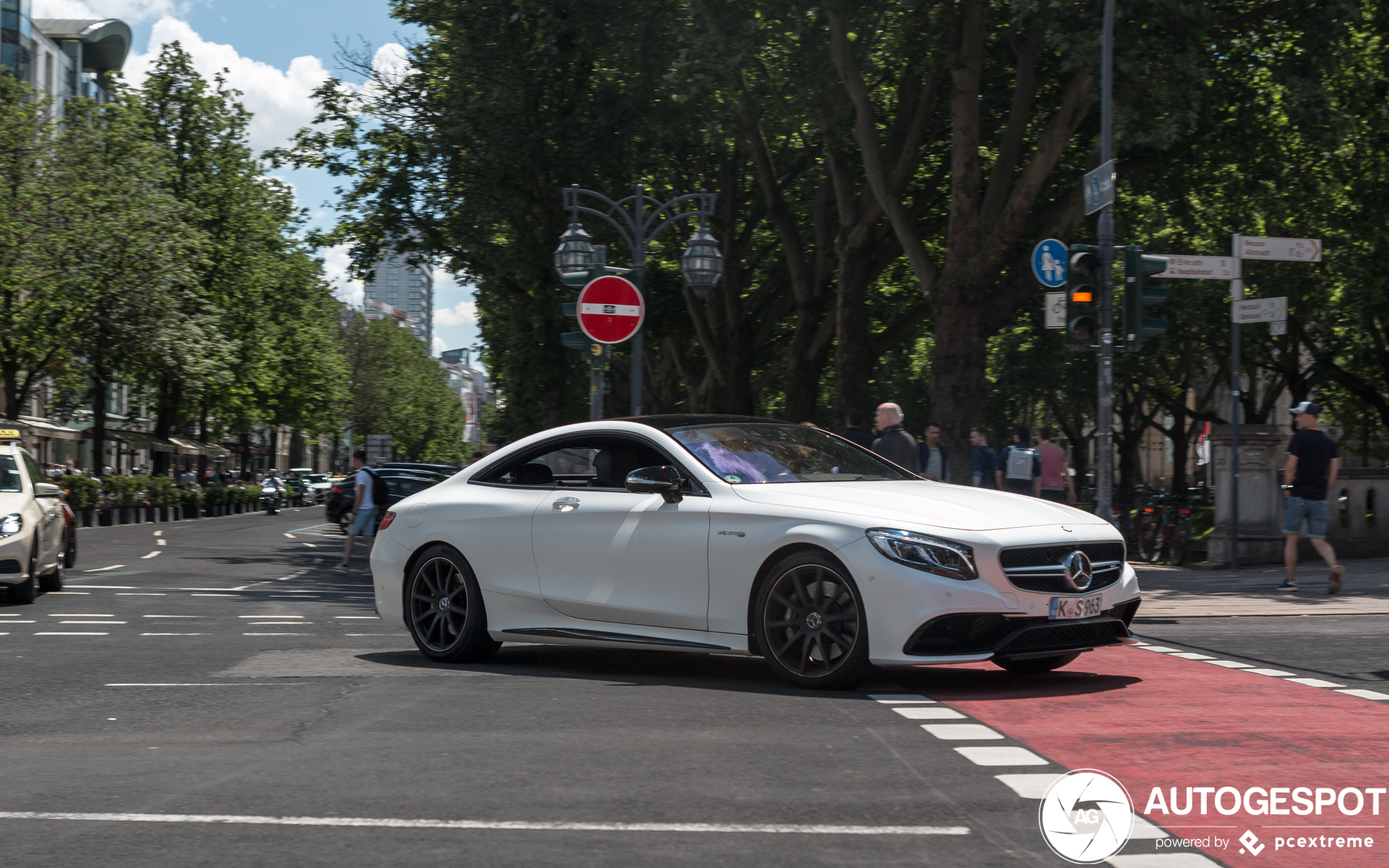 Mercedes-AMG S 63 Coupé C217