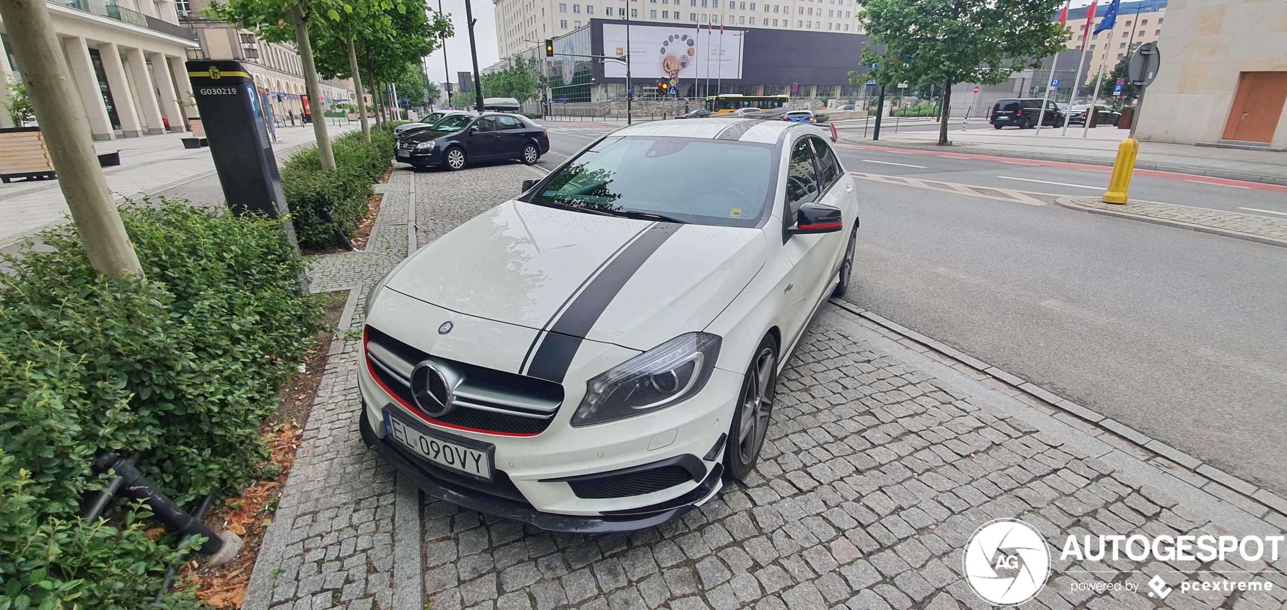 Mercedes-Benz A 45 AMG Edition 1