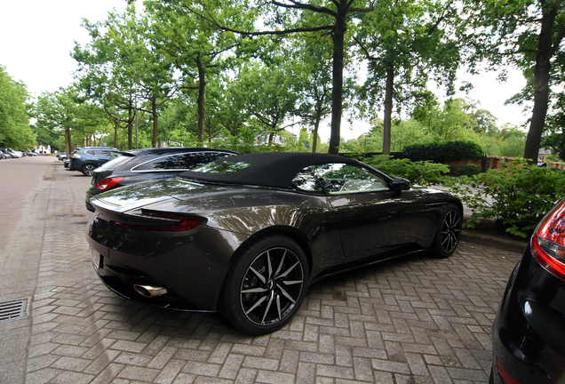 Aston Martin DB11 V8 Volante