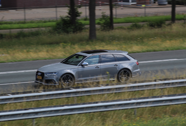 Audi RS6 Avant C7 2015