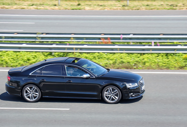 Audi S8 D4 2014