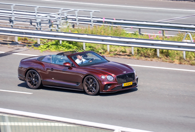 Bentley Continental GTC 2019