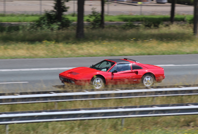 Ferrari 328 GTS