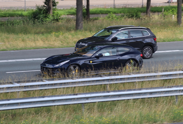 Ferrari FF