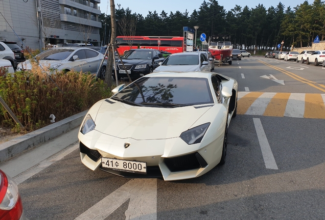 Lamborghini Aventador LP700-4