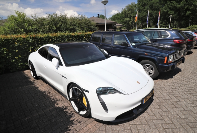 Porsche Taycan Turbo S