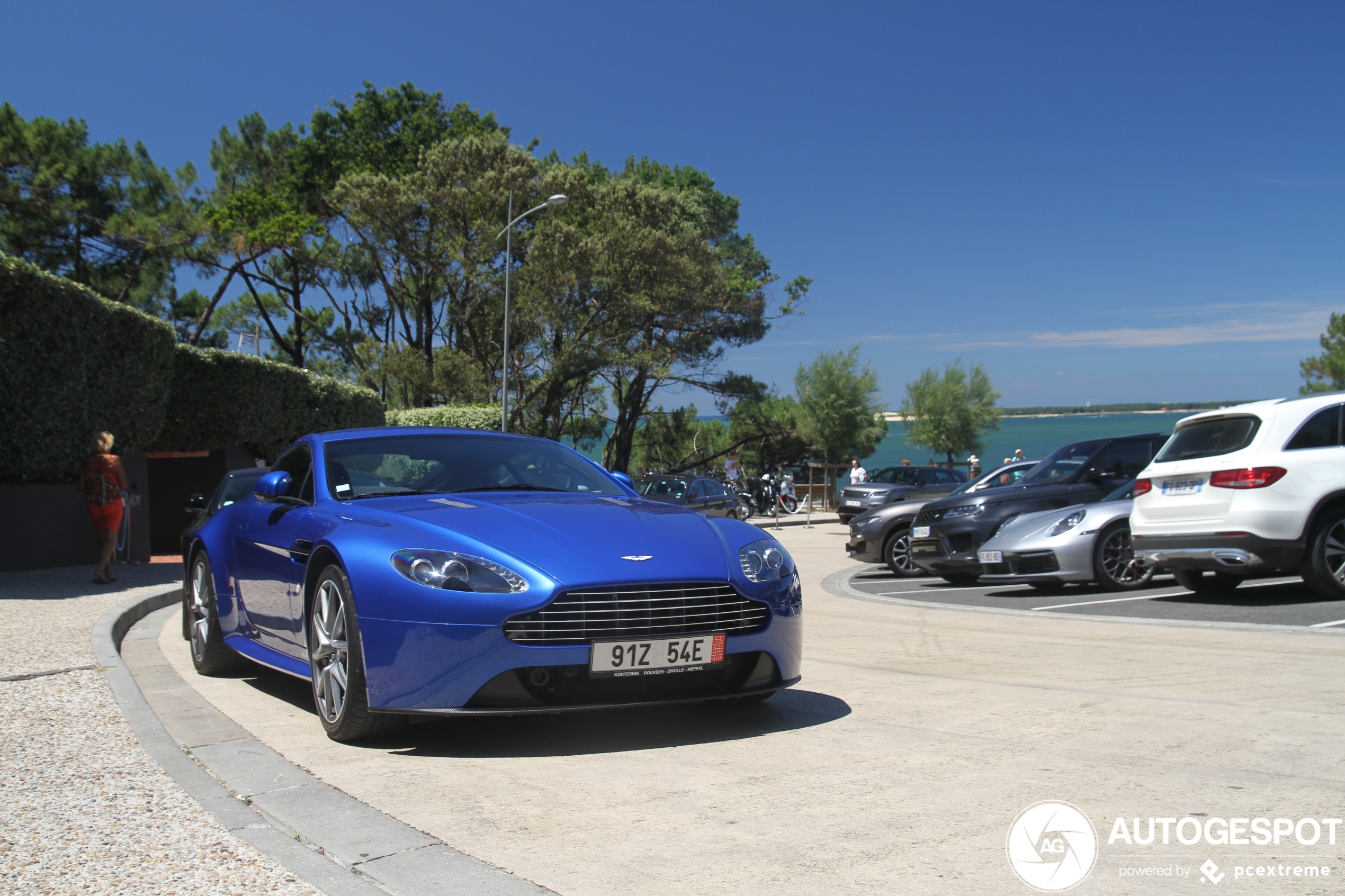 Aston Martin V8 Vantage S