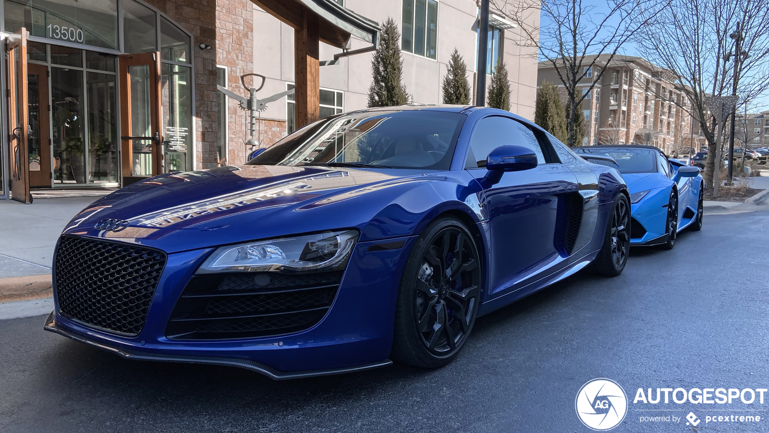 Audi R8 V10