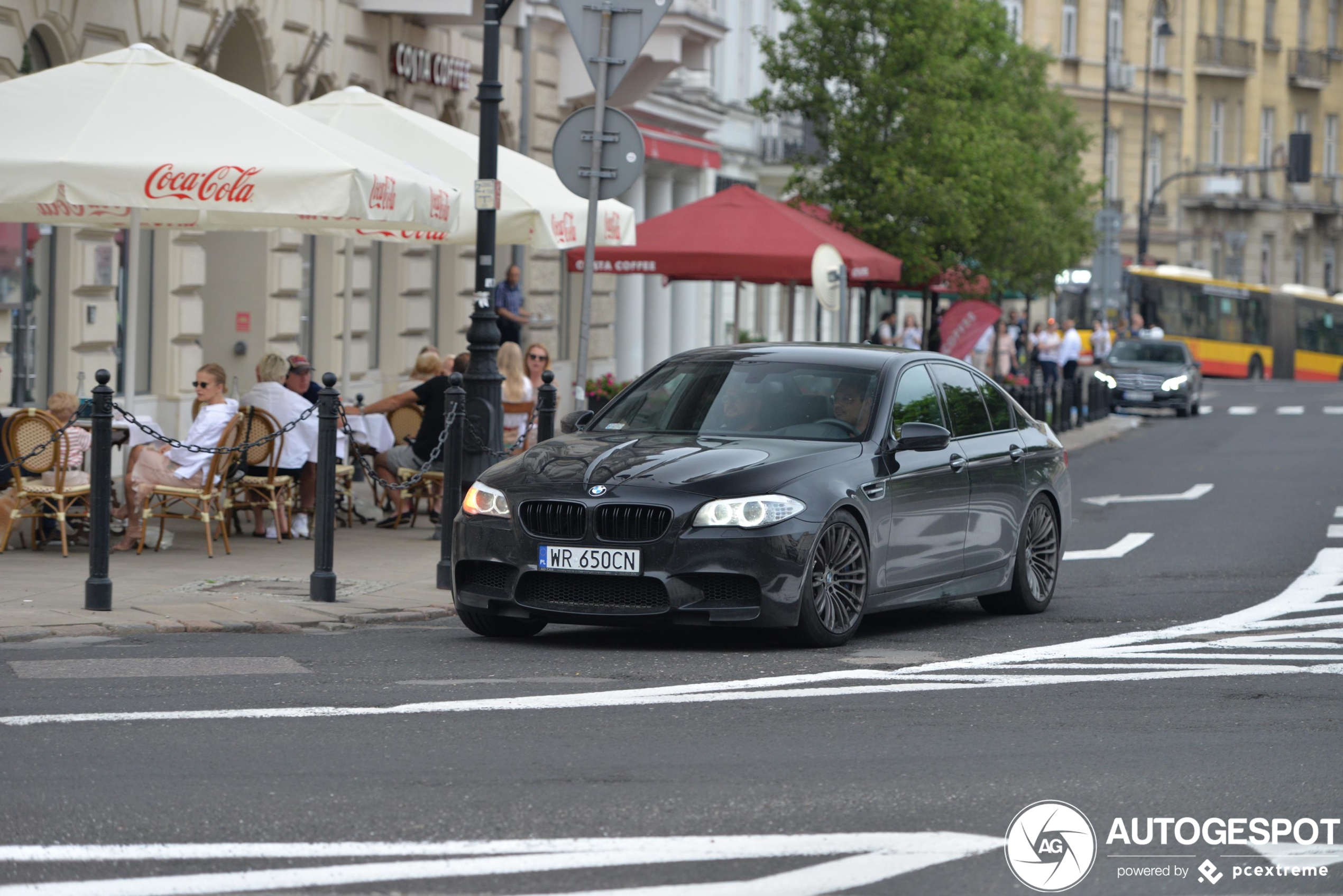 BMW M5 F10 2011