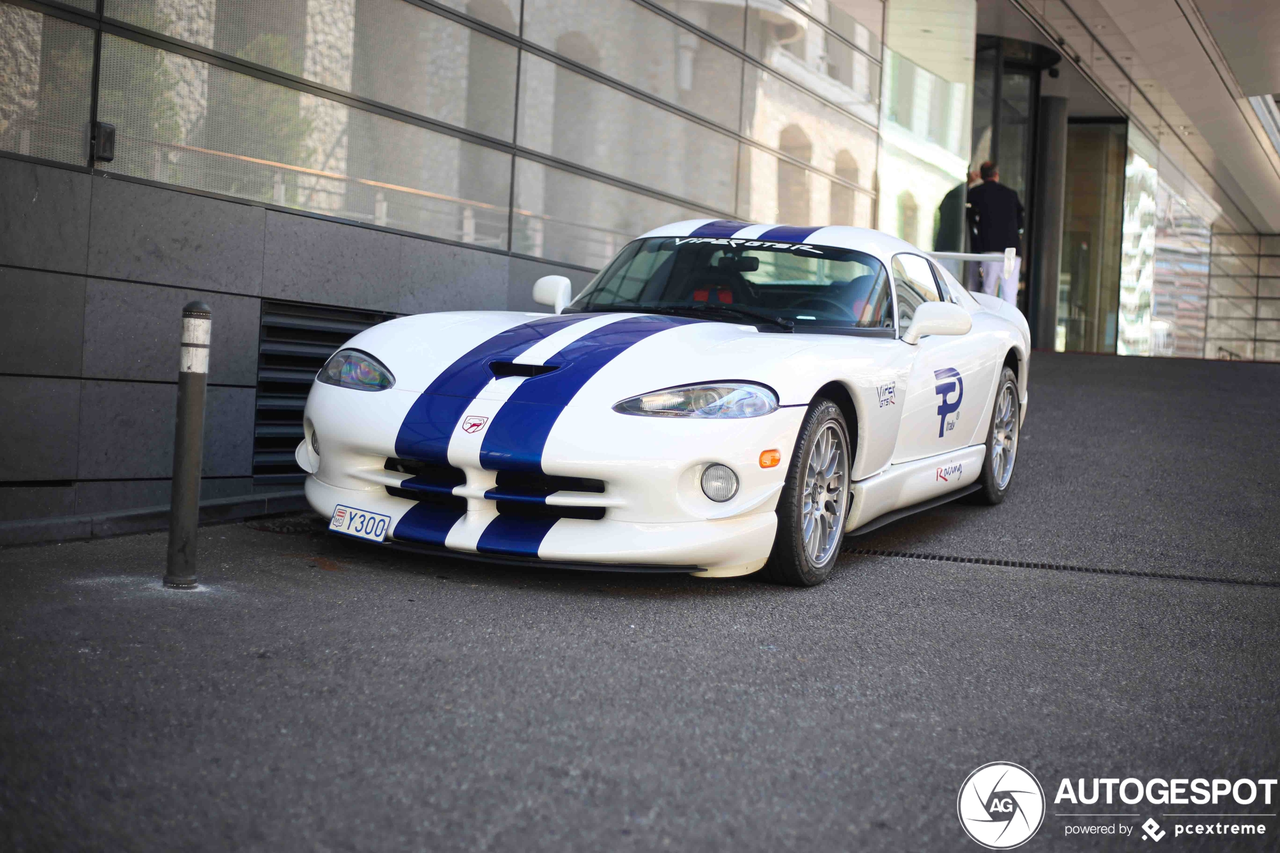 Dodge Viper GTS R