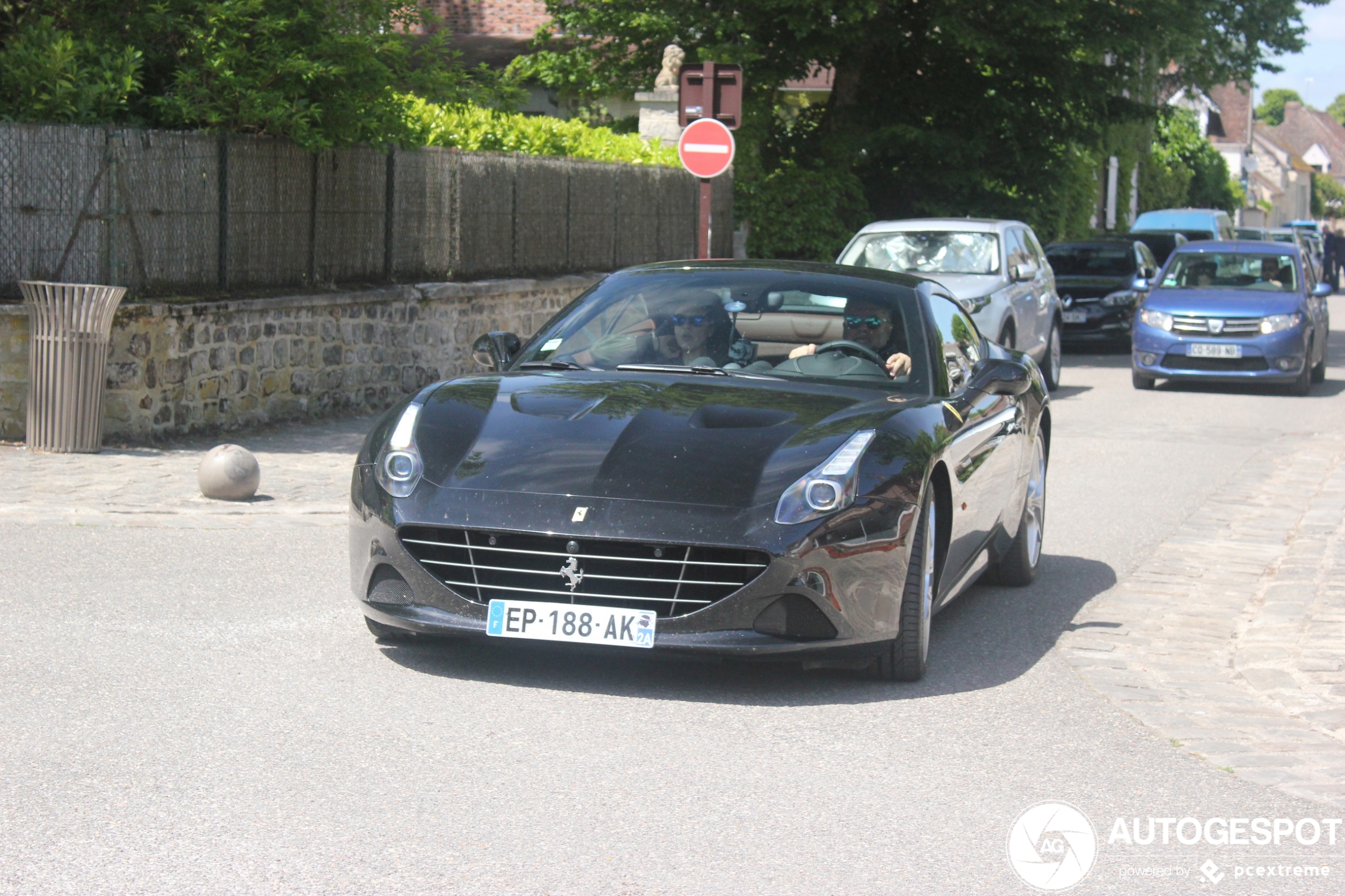 Ferrari California T