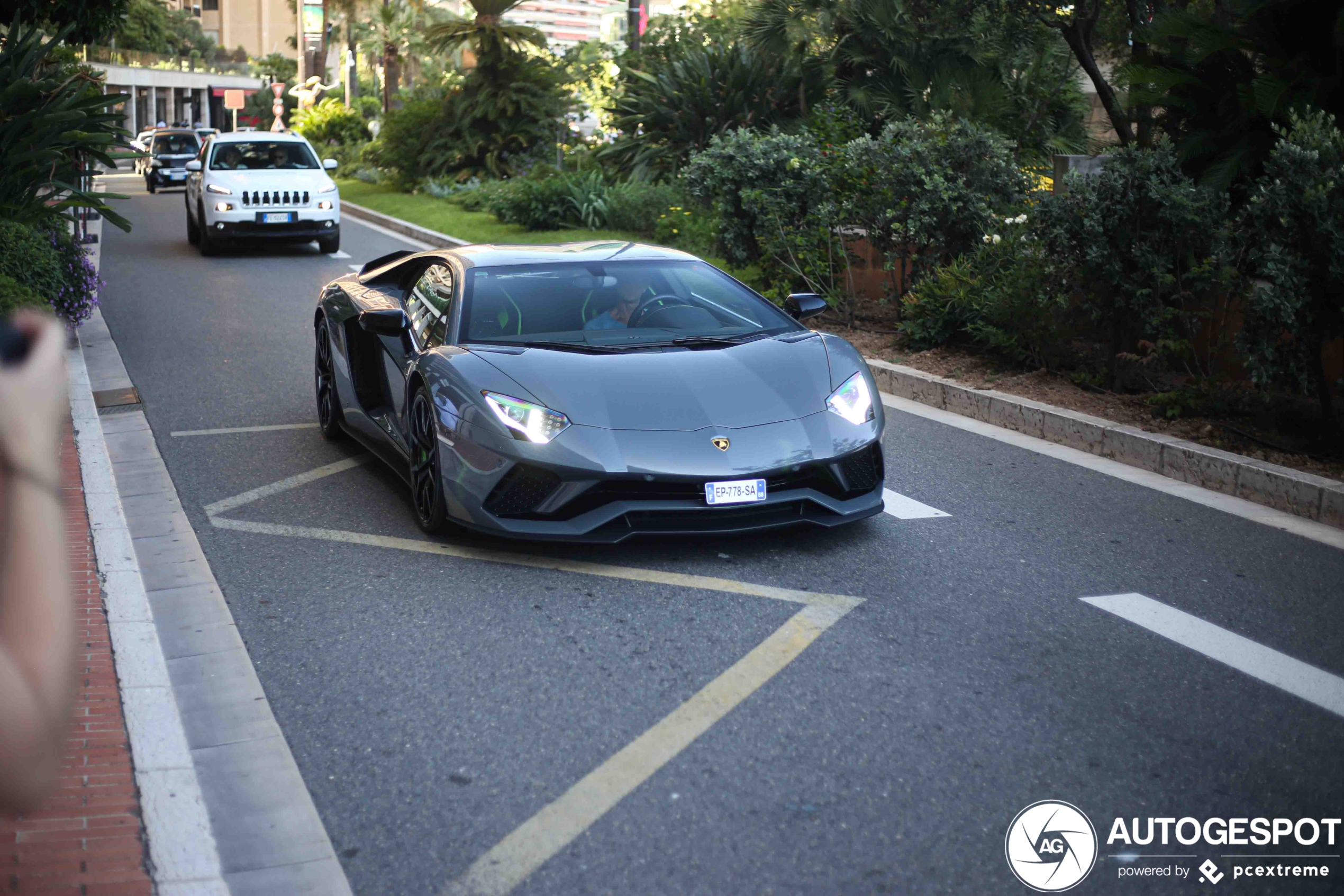 Lamborghini Aventador S LP740-4