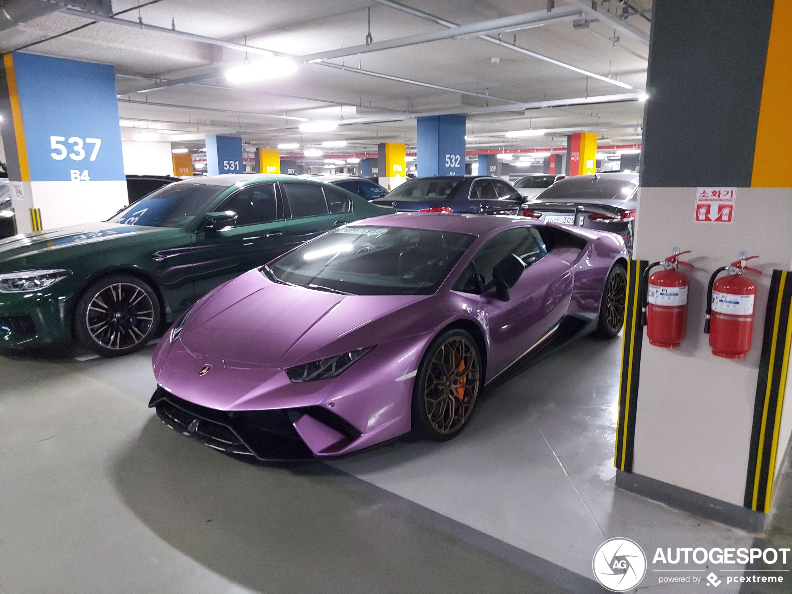 Lamborghini Huracán LP640-4 Performante