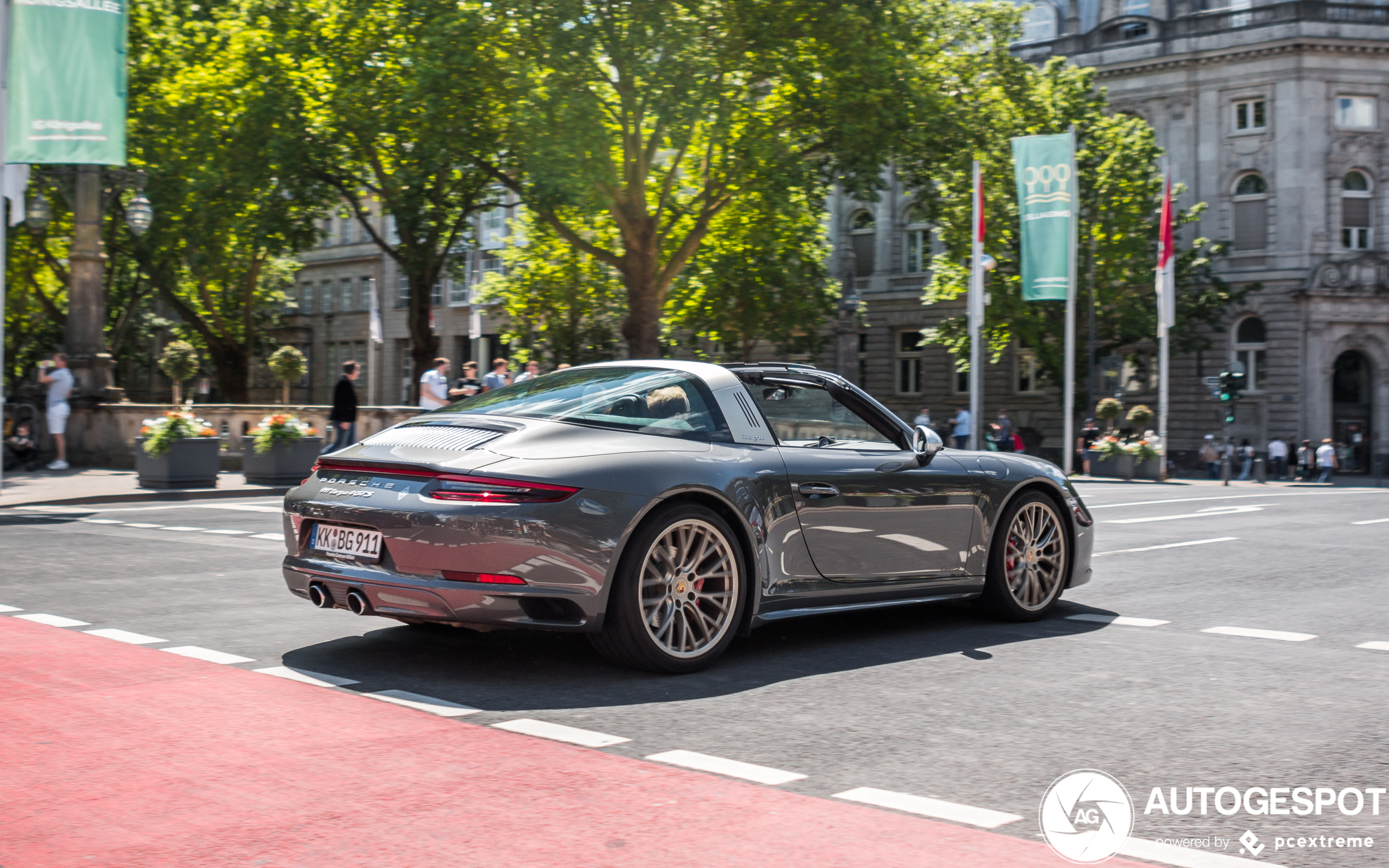 Porsche 991 Targa 4 GTS MkII Exclusive Manufaktur Edition