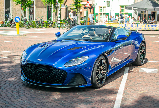 Aston Martin DBS Superleggera Volante