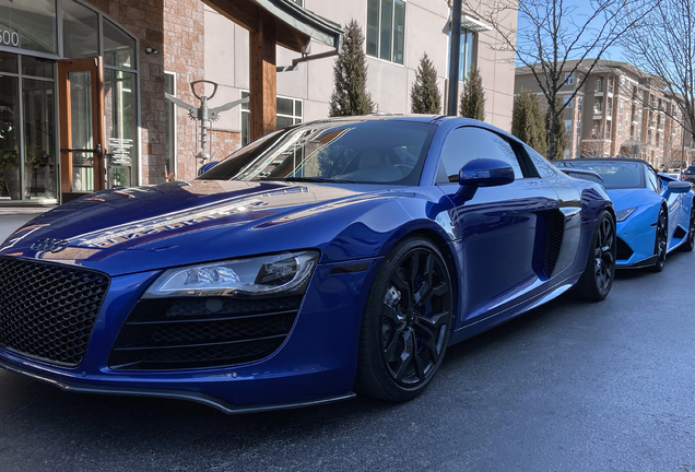 Audi R8 V10