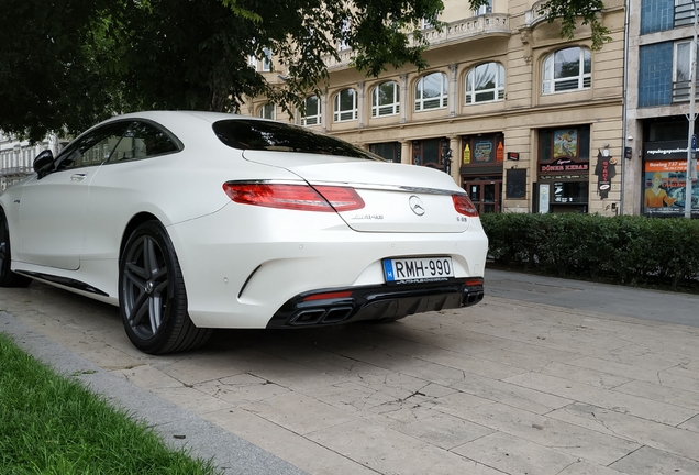 Mercedes-AMG S 63 Coupé C217