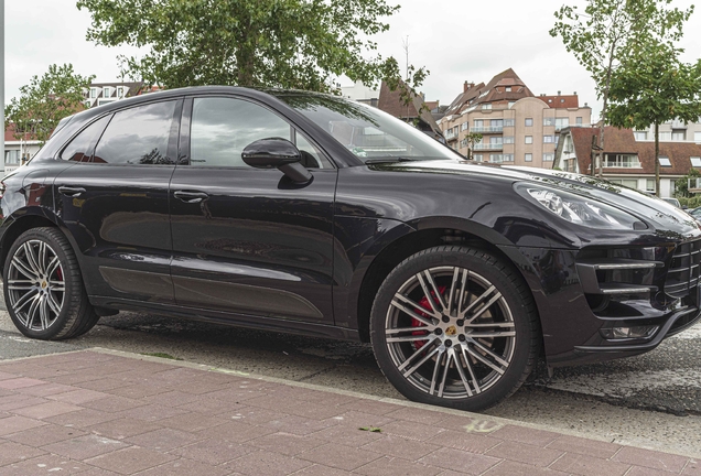 Porsche 95B Macan Turbo