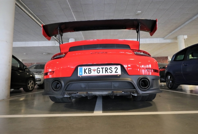 Porsche 991 GT2 RS Weissach Package