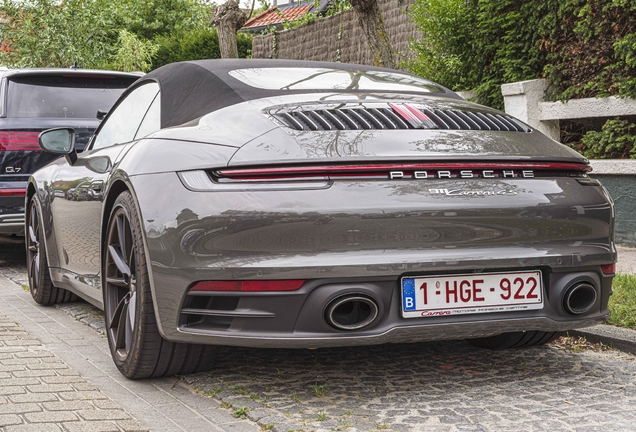 Porsche 992 Carrera 4S Cabriolet