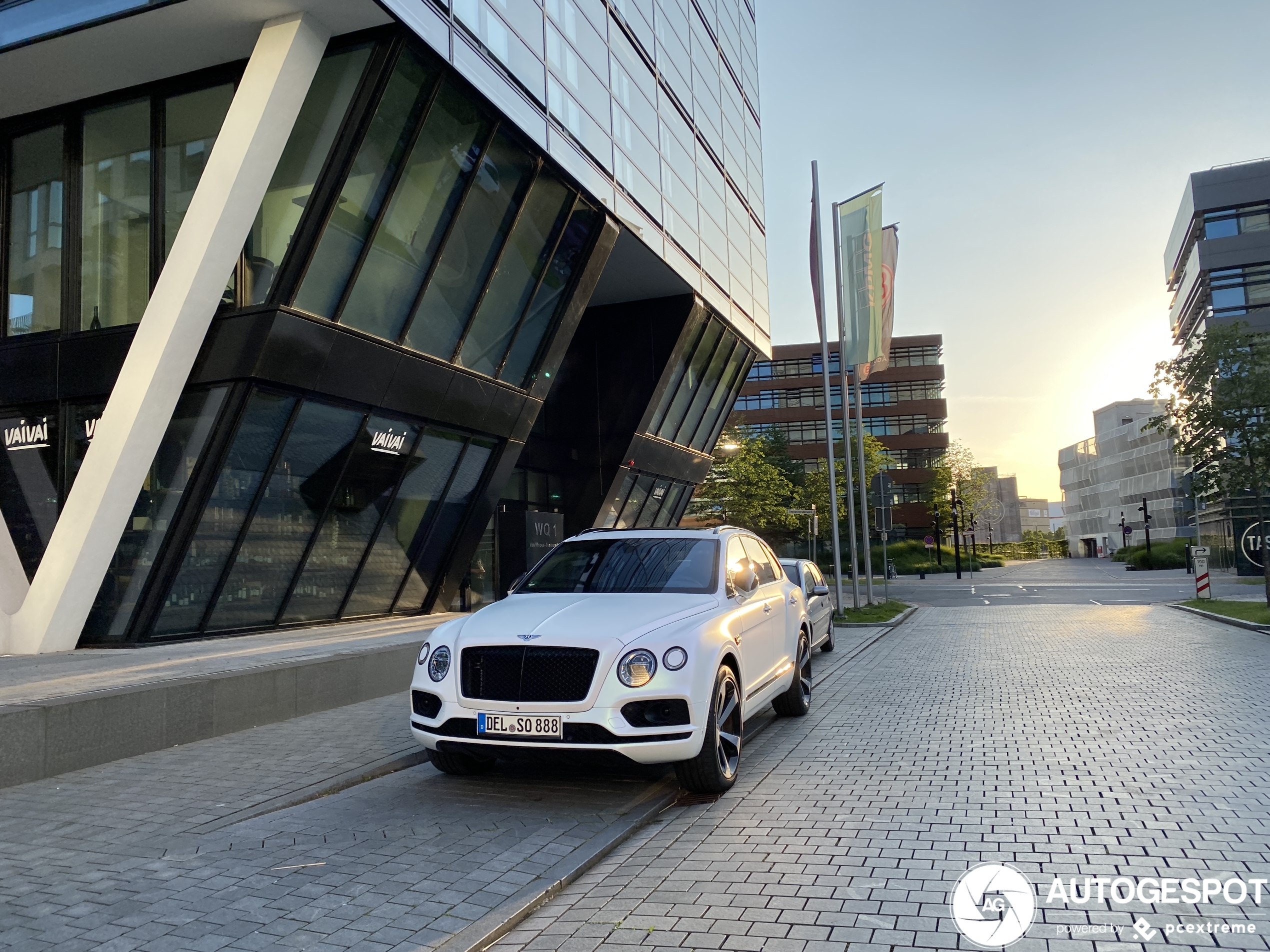 Bentley Bentayga V8