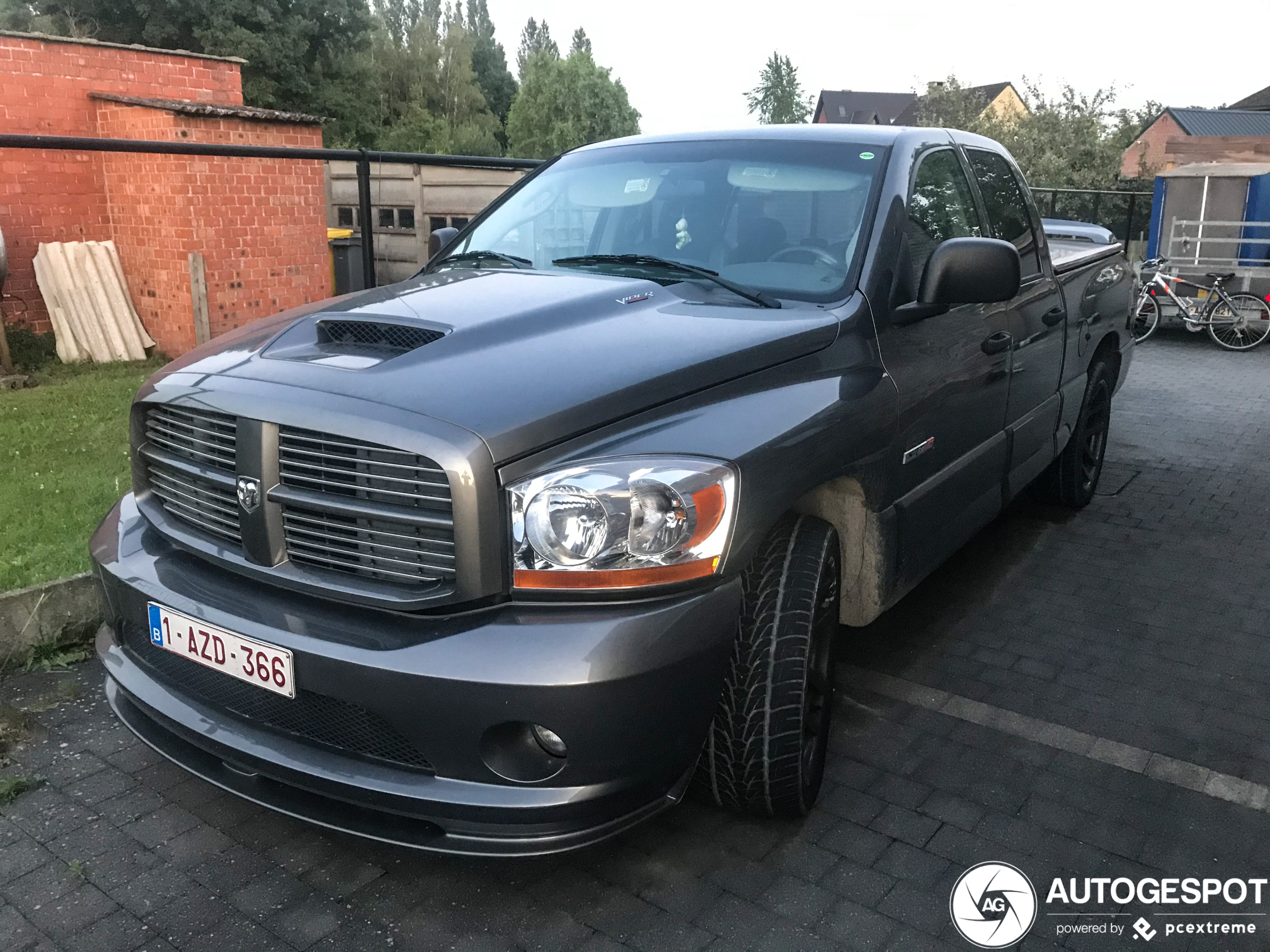 Dodge RAM SRT-10 Quad-Cab