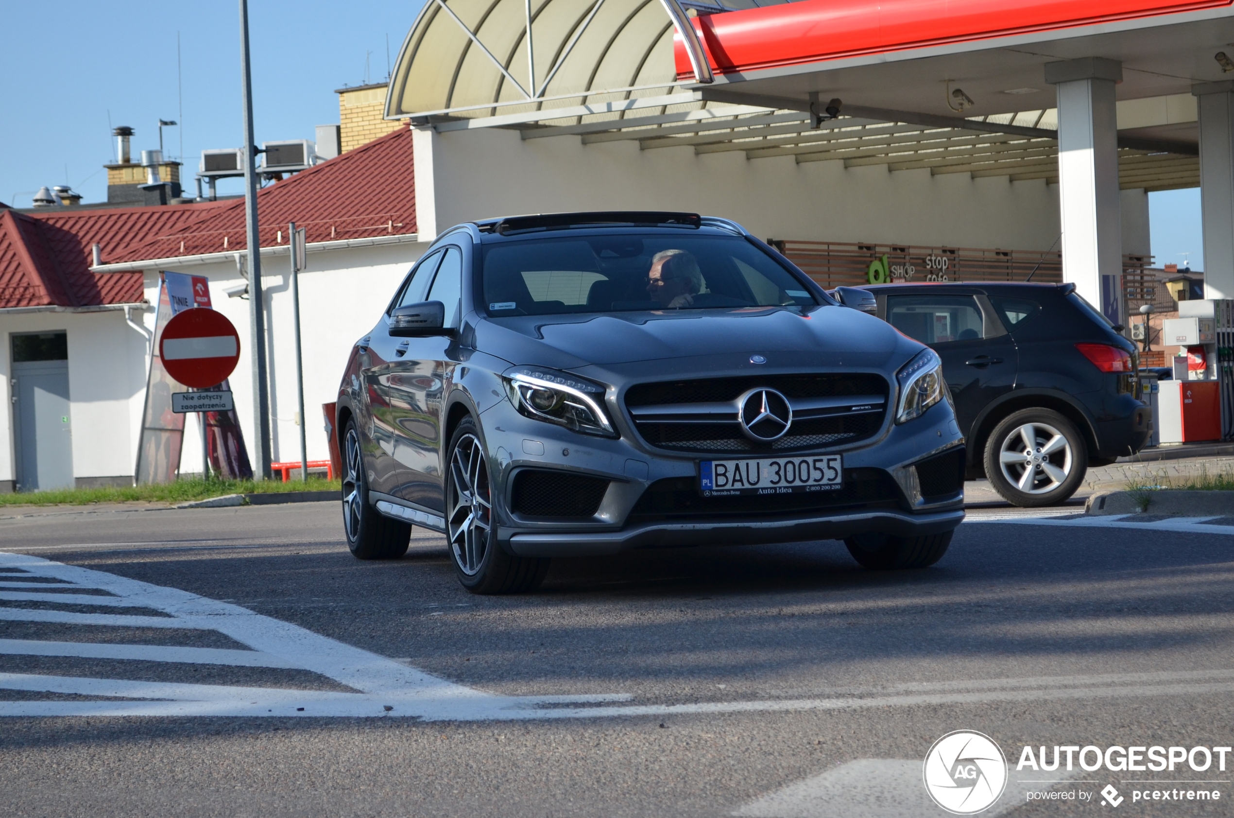 Mercedes-AMG GLA 45 X156