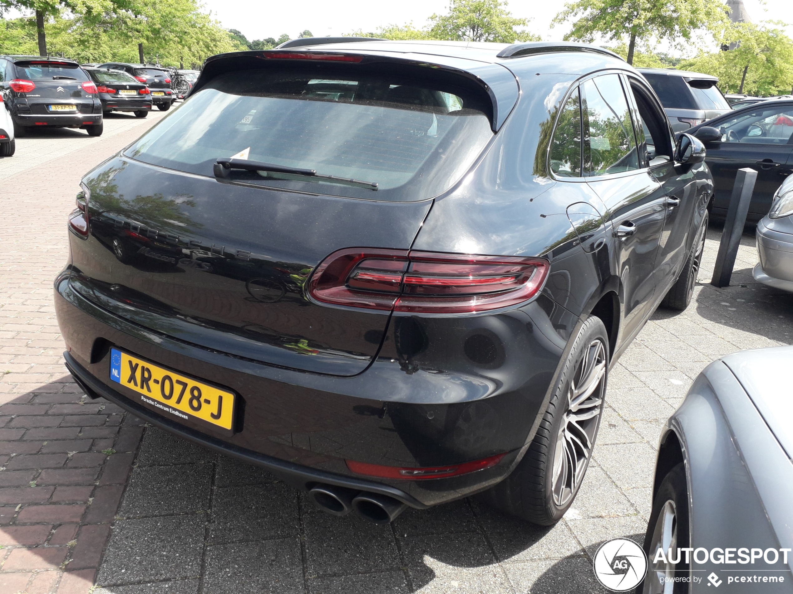 Porsche 95B Macan GTS