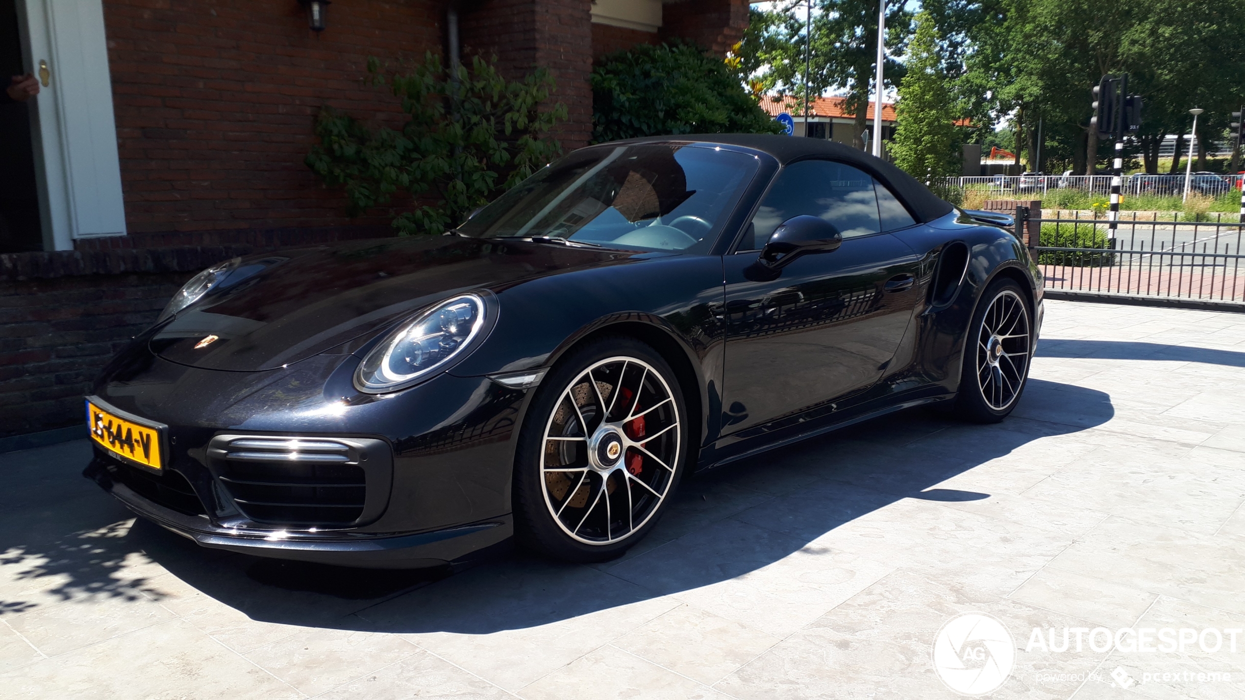 Porsche 991 Turbo Cabriolet MkII