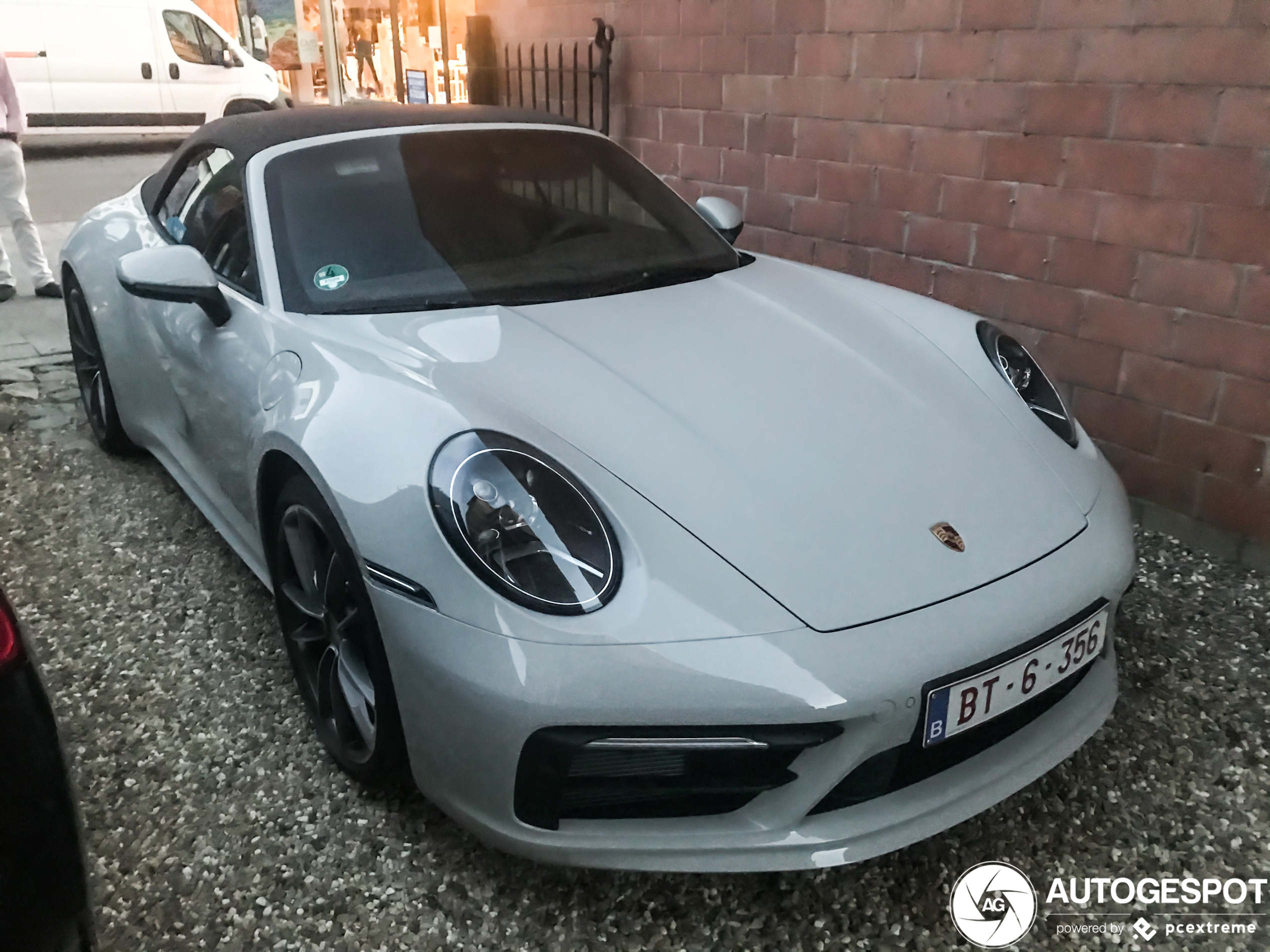 Porsche 992 Carrera 4S Cabriolet