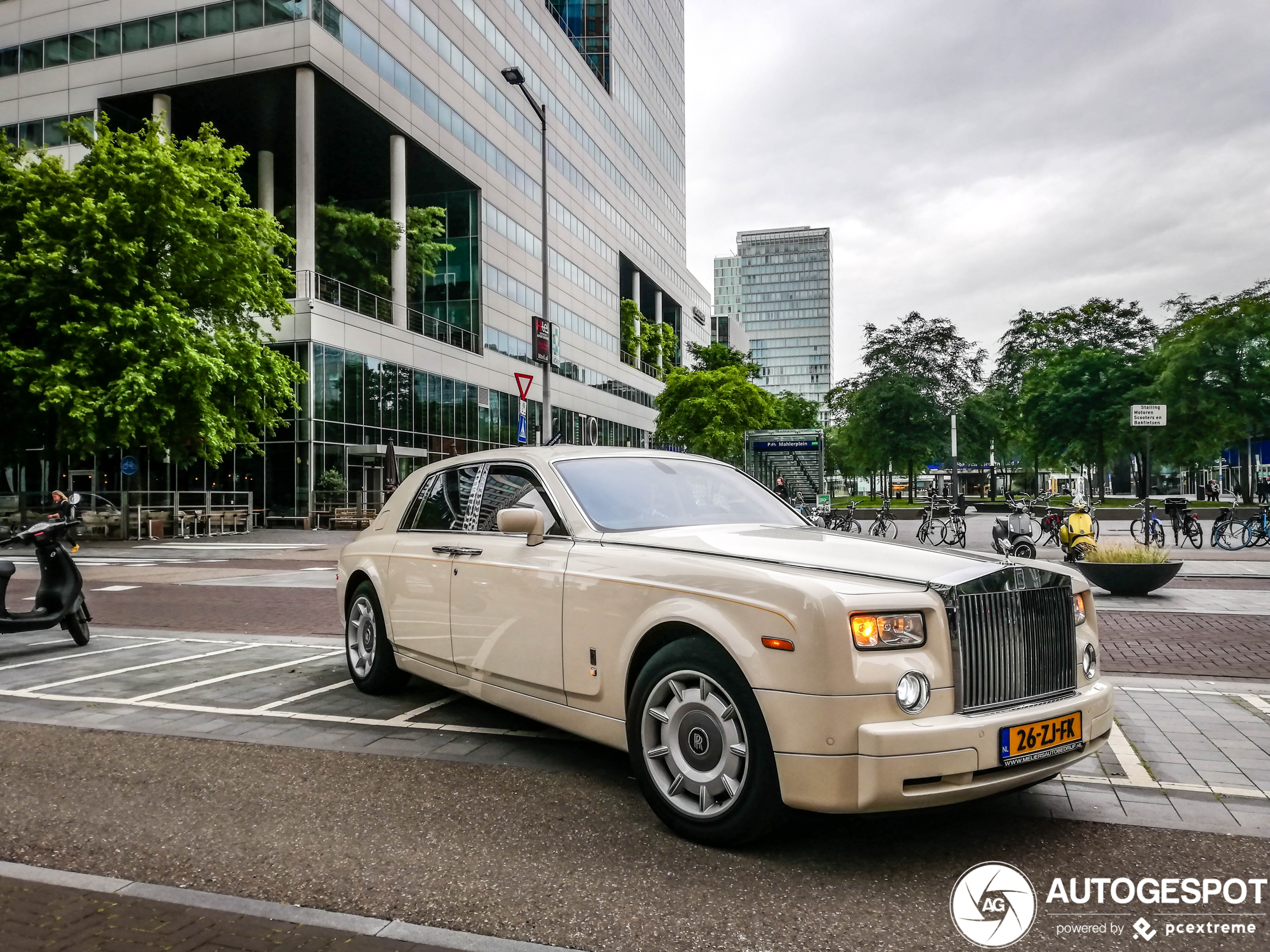 Rolls-Royce Phantom