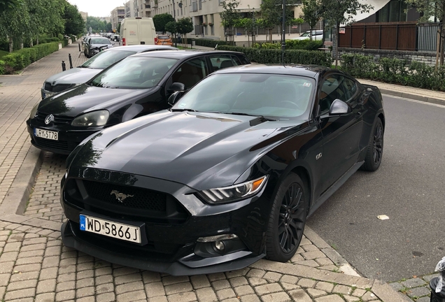 Ford Mustang GT 2015