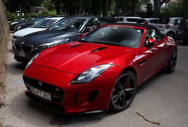 Jaguar F-TYPE S Convertible