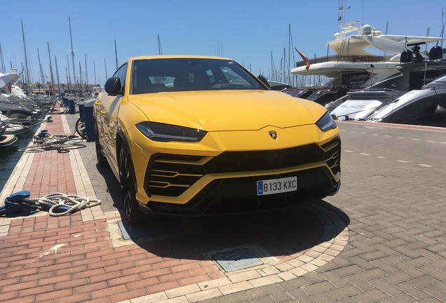 Lamborghini Urus