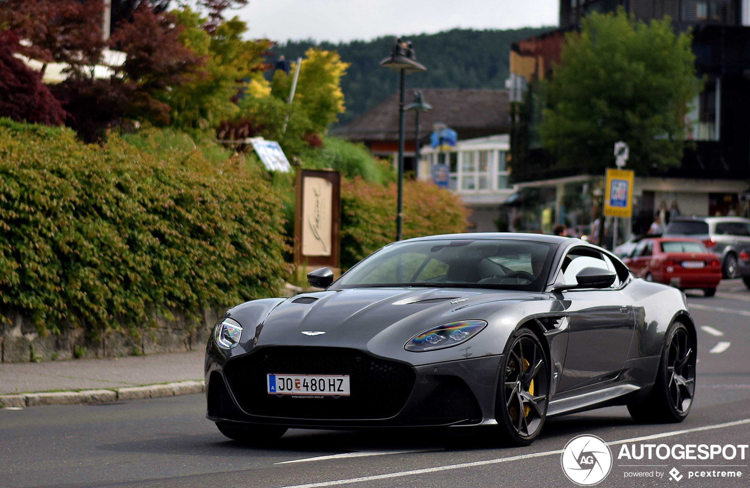 Aston Martin DBS Superleggera