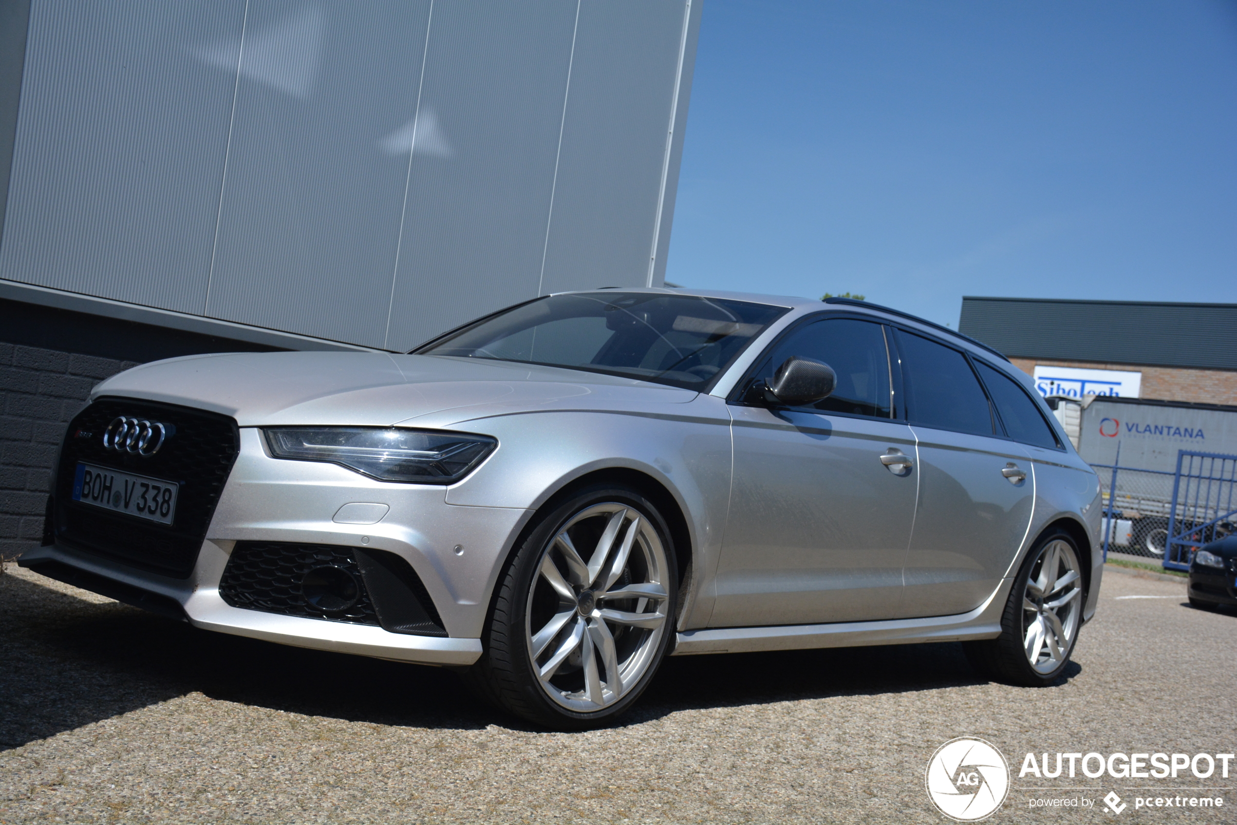 Audi RS6 Avant C7 2015